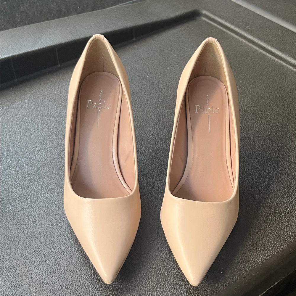 Paolo Women's Beige Pointed-Toe Pumps